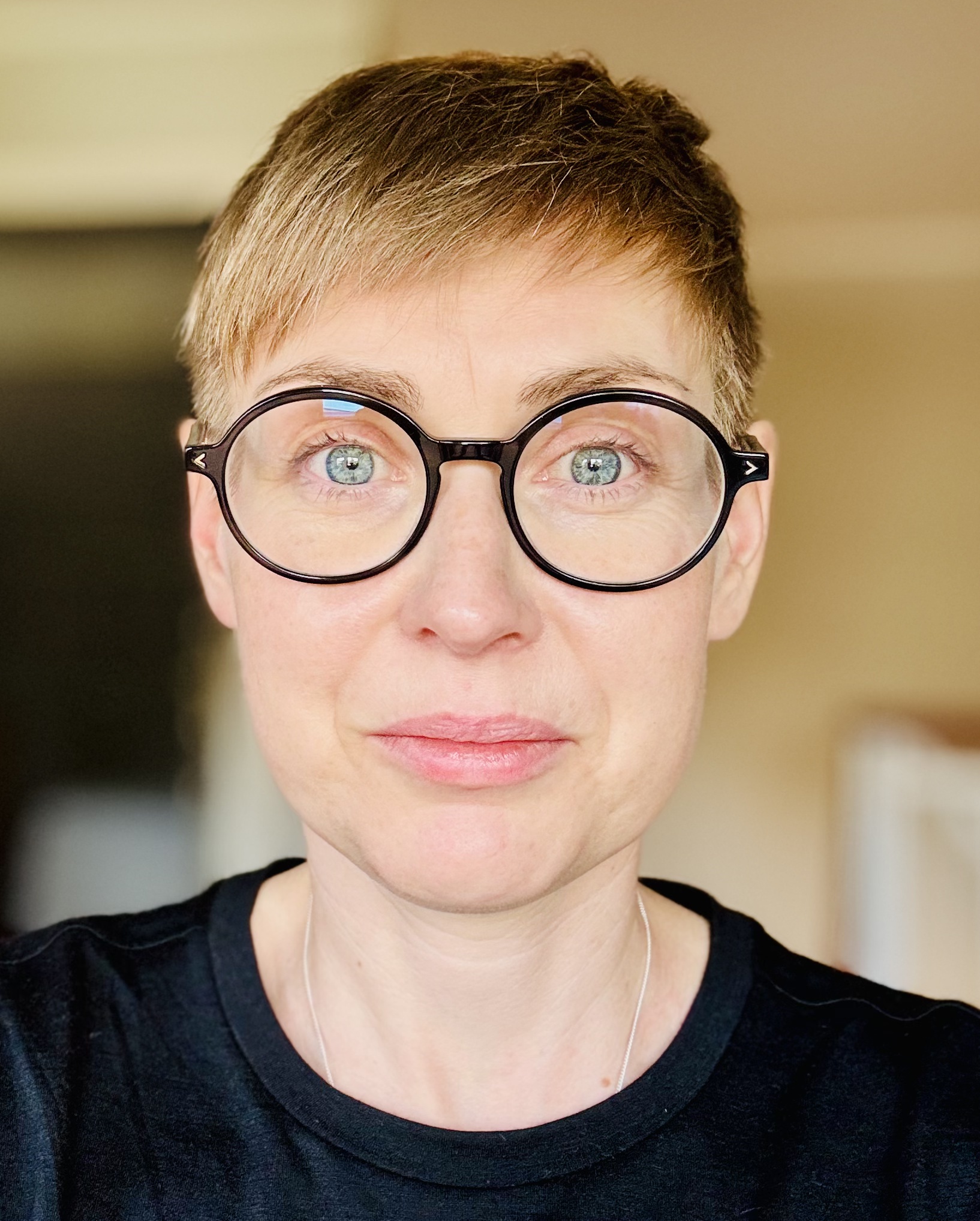 Porträttbild av Elisabeth Ahlberg