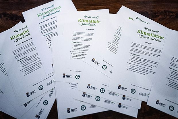 A4-ark som visar hur Klimatlöftet som signeras ser ut. 