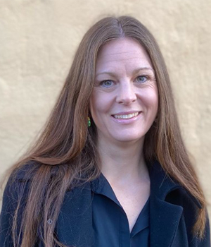 Porträttbild av en kvinna.